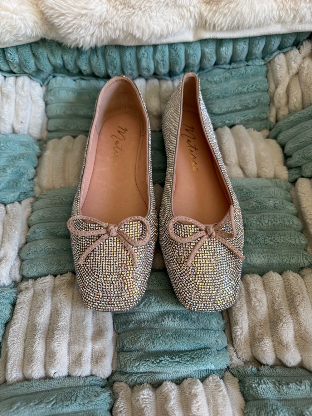 Crystal Embellished Women’s Flat - Silver